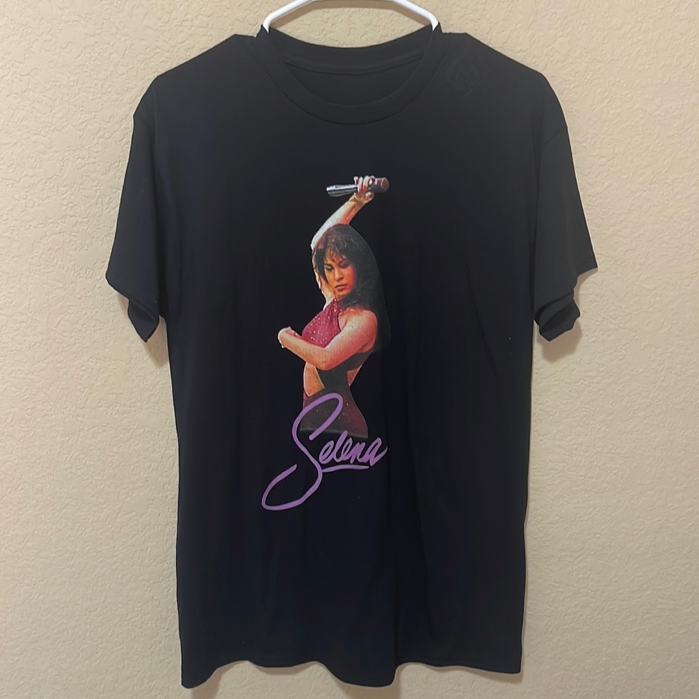 Selena tshirt